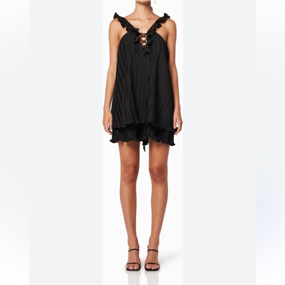 Elliatt Drama Dress Size XS - Picture 5 of 11